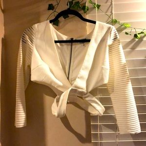 Size 10 white zip up crop top